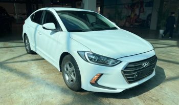 Hyundai Elantra, 1.6L, 2016 il, 130.000 Km dolu